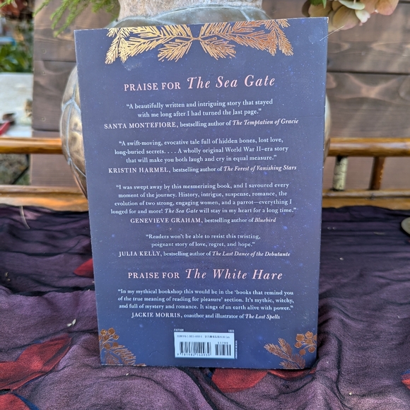 2 Novels full of Magic, Myth, Mystery and Love by 2 of my Favorite Authors - Picture 5 of 6